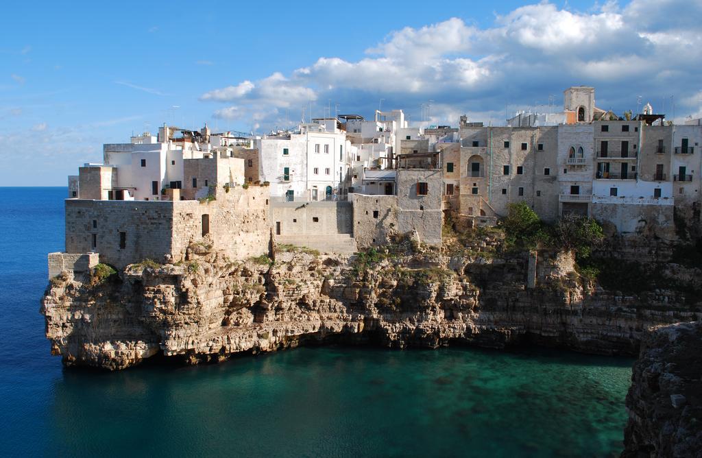 Apartamento Old Town House Polignano A Mare Habitación foto